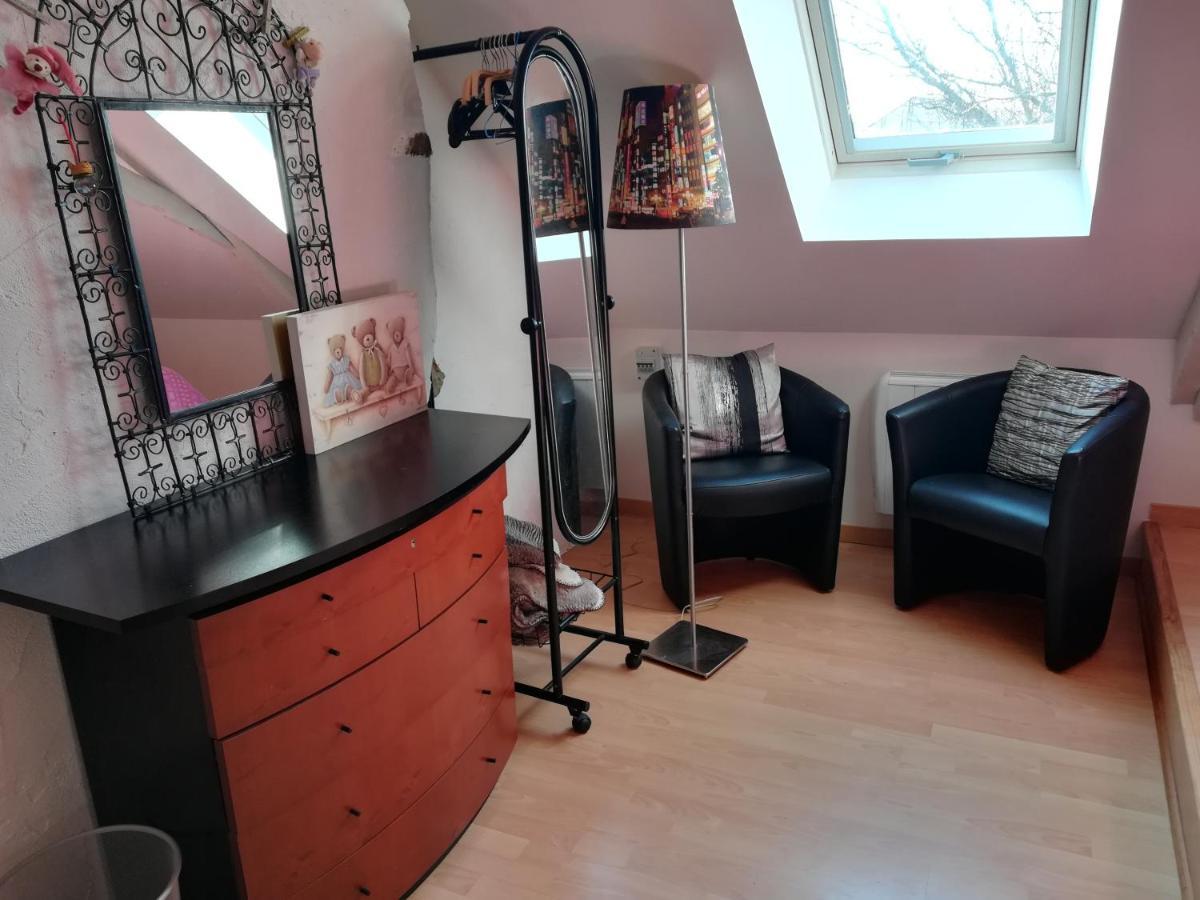 Chambre Chez L'Habitant Trangé Zewnętrze zdjęcie
